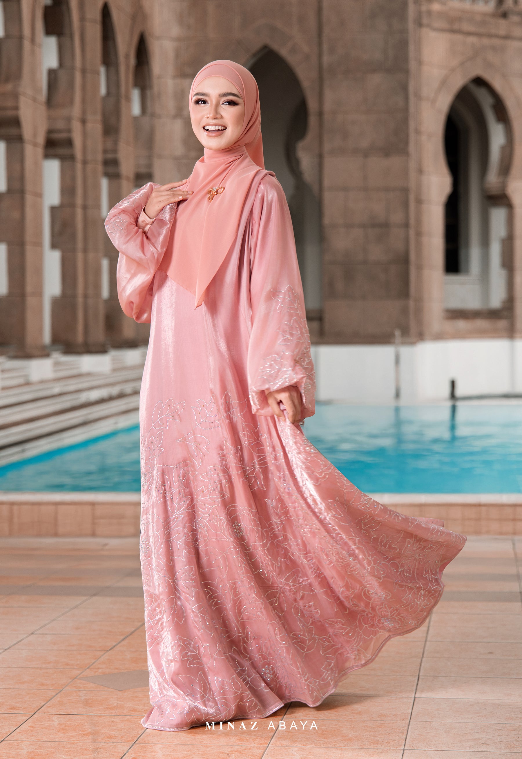 WARDAH LUXE ABAYA - PINK