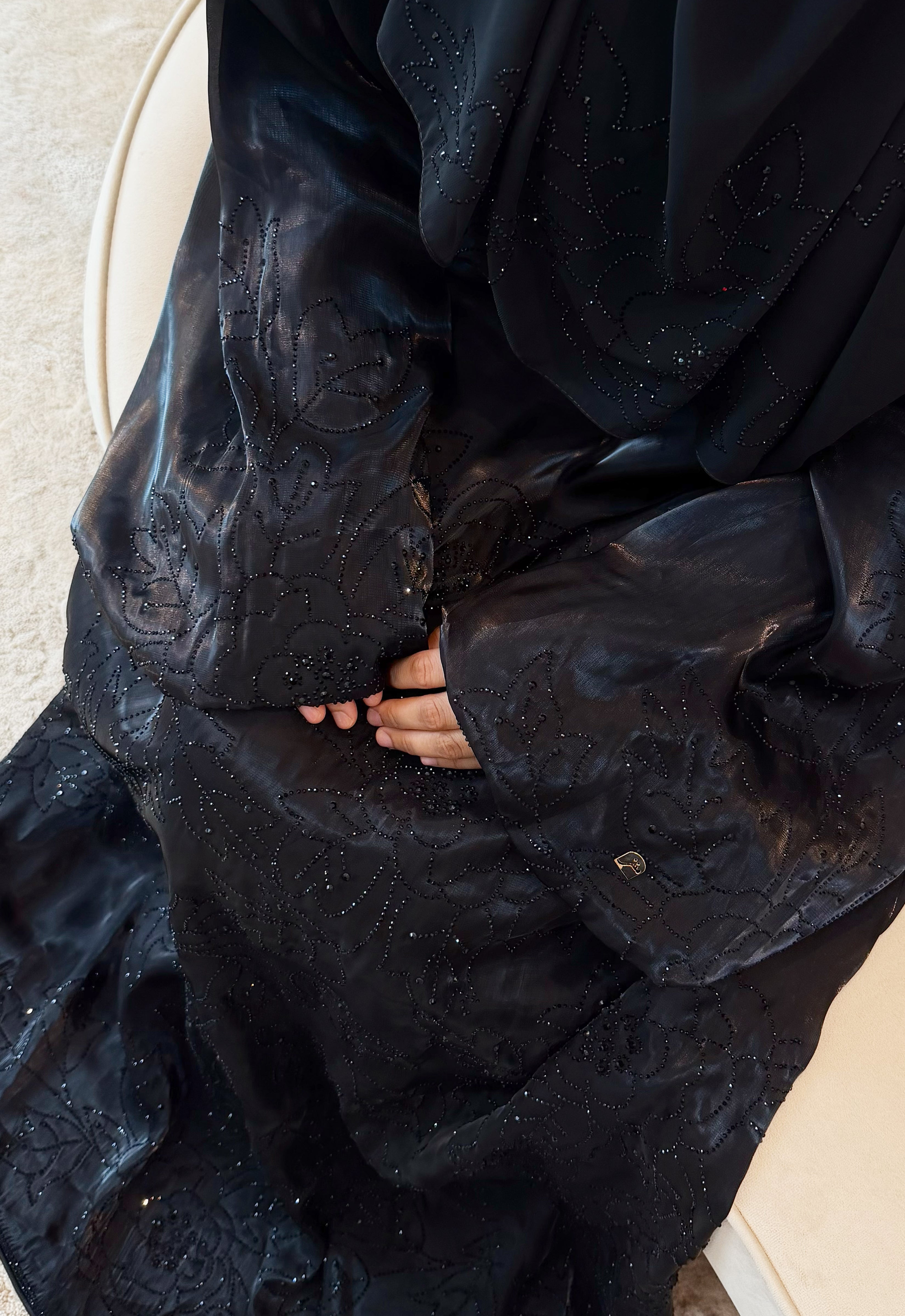 WARDAH LUXE ABAYA - BLACK