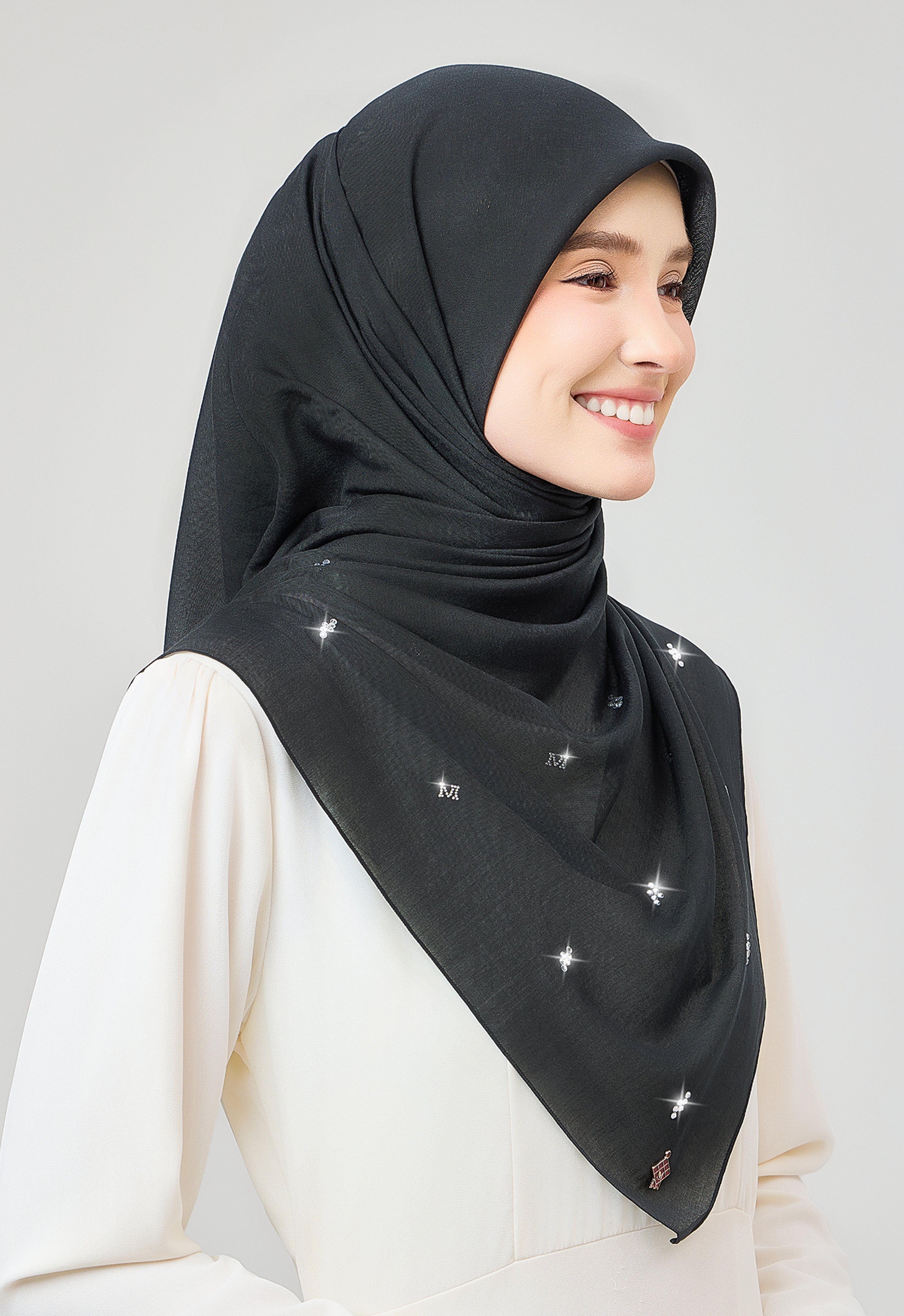 SETULUS RAYA PLAIN STONE - BLACK