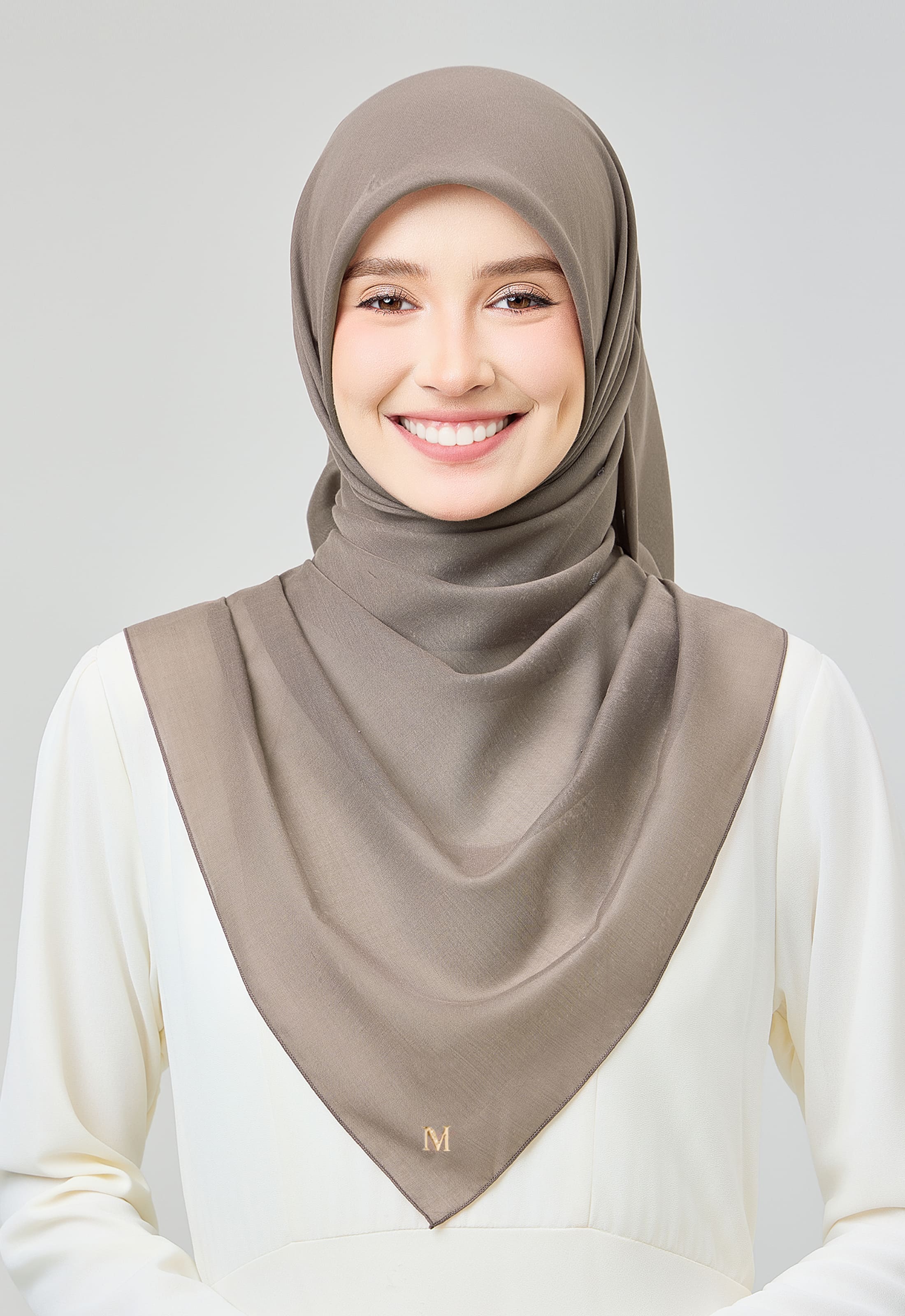 BASIC PLAIN 1.0 - TAUPE