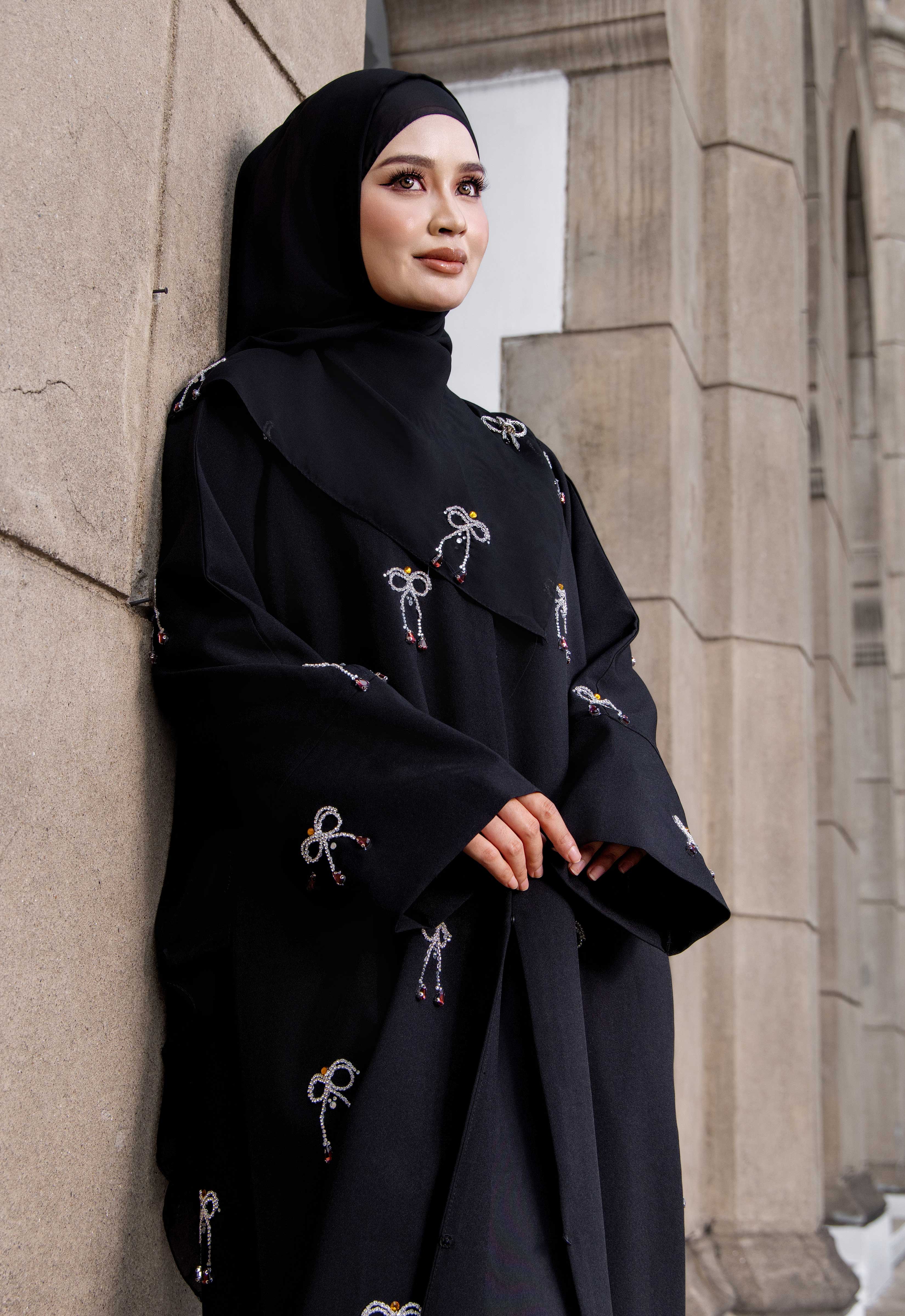 WAFA LUXE RIBBON ABAYA 2.0 - BLACK