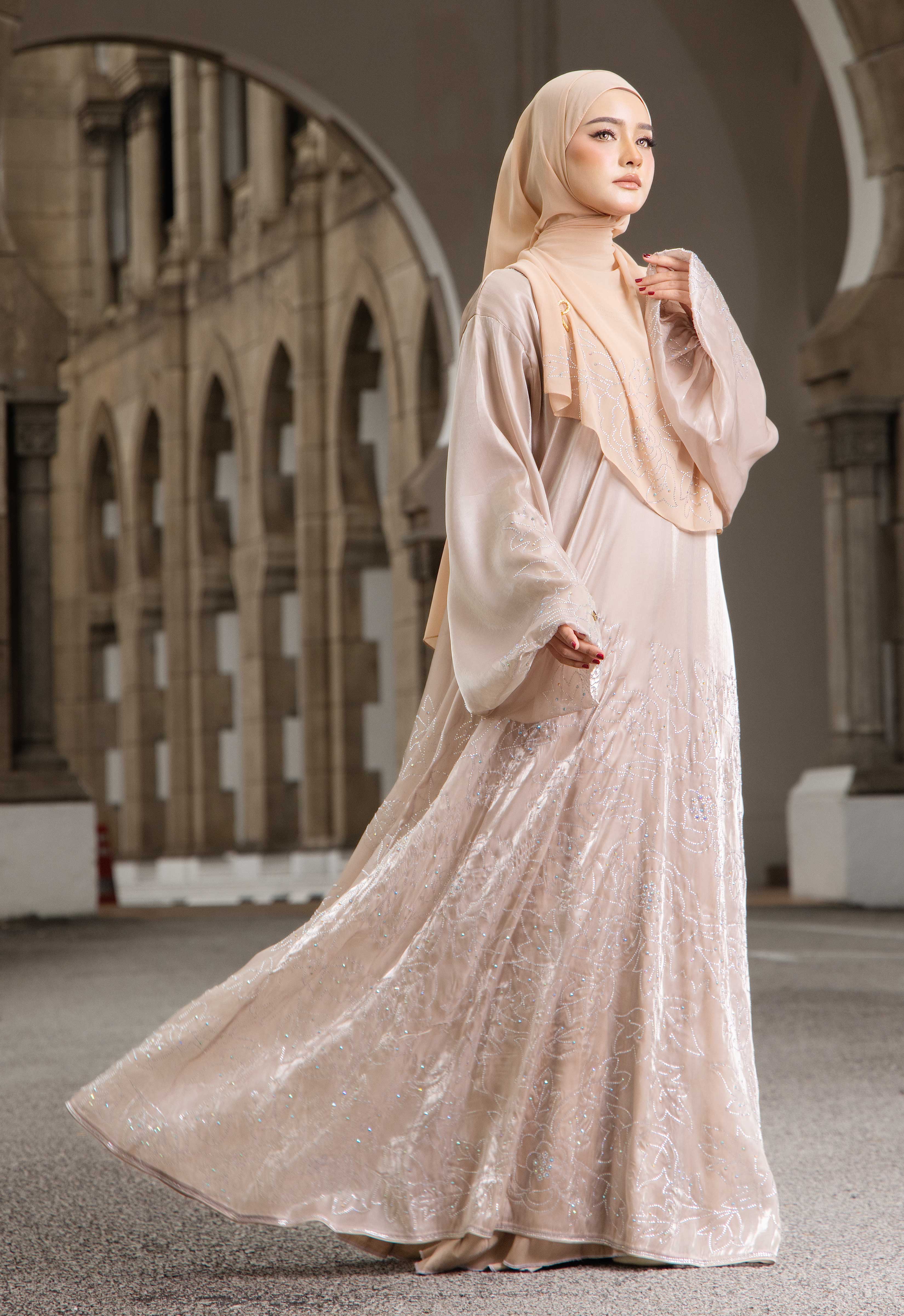 WARDAH LUXE ABAYA - CHAMPAGNE