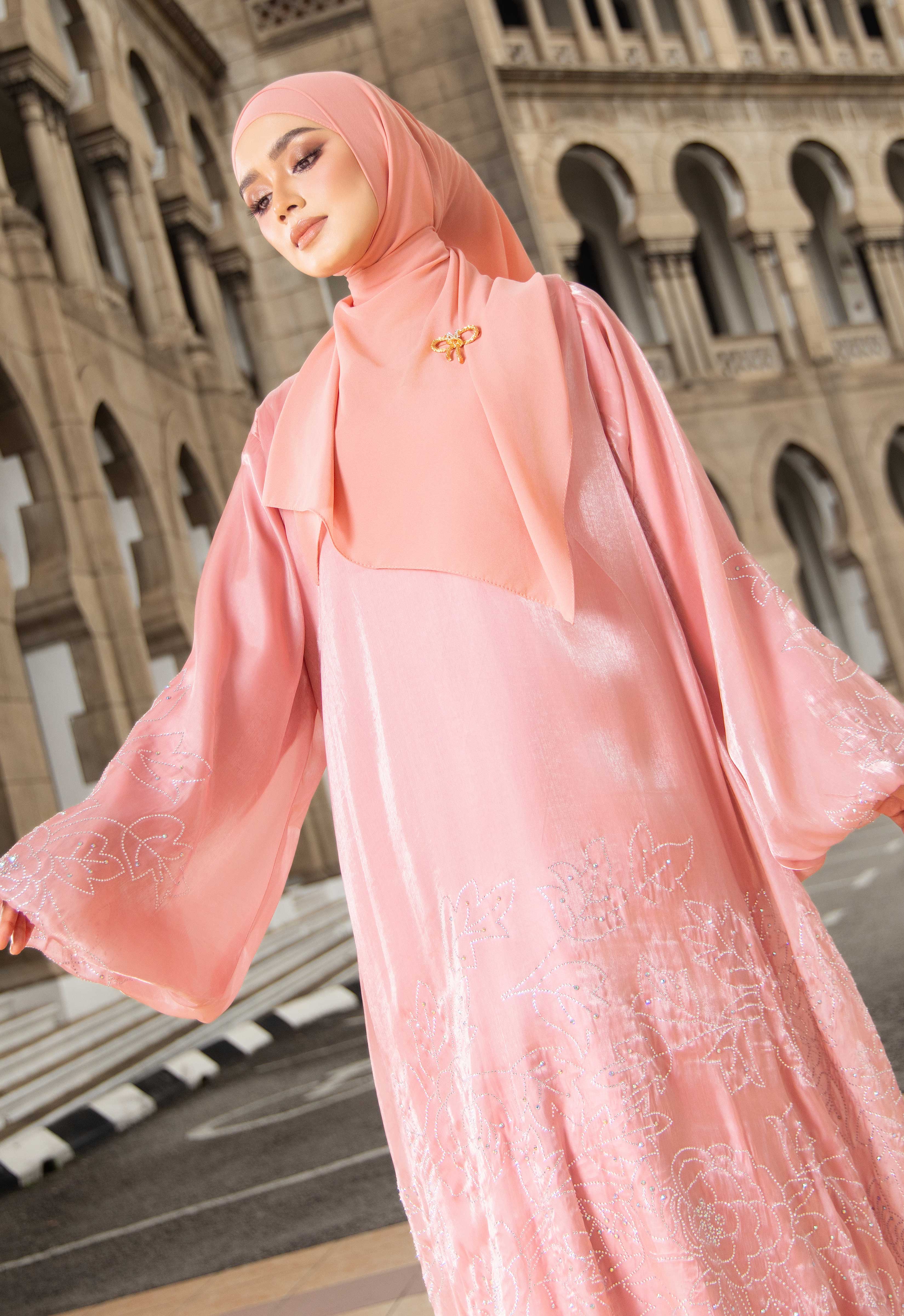 WARDAH LUXE ABAYA - PINK