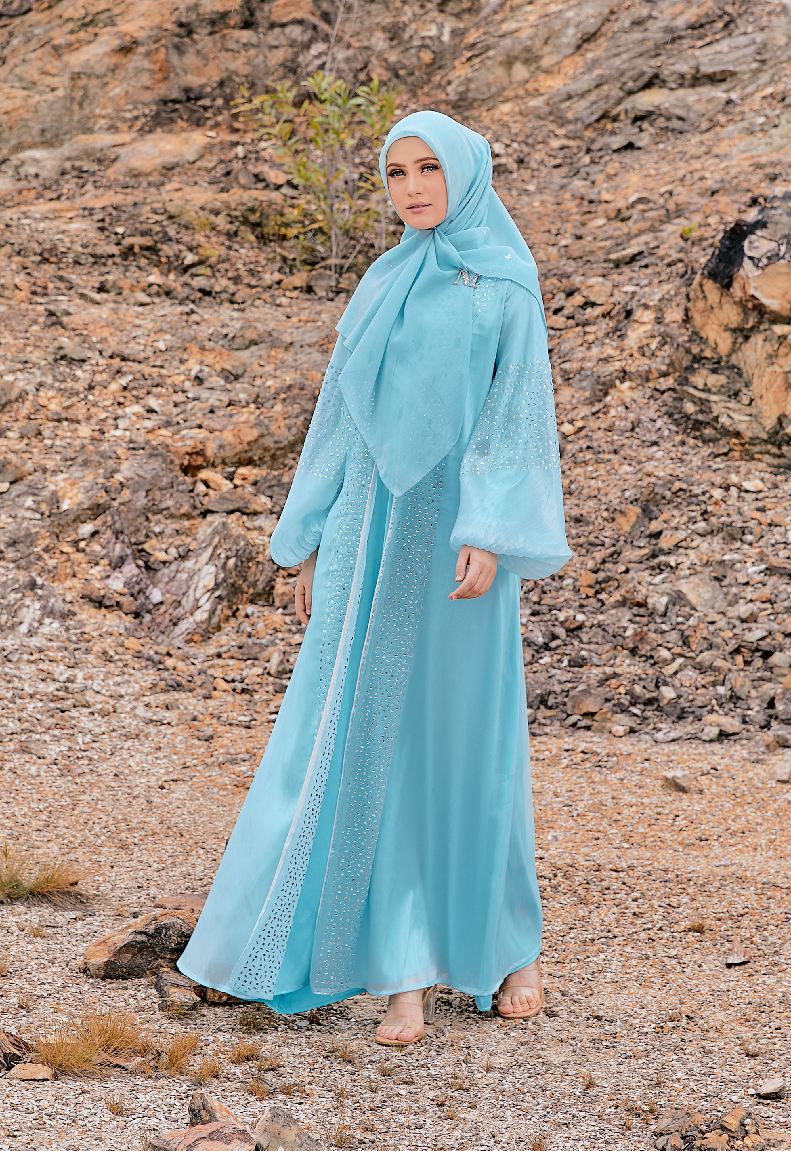 ZAHEERA ABAYA 2.0 - LIGHT TIFFANY