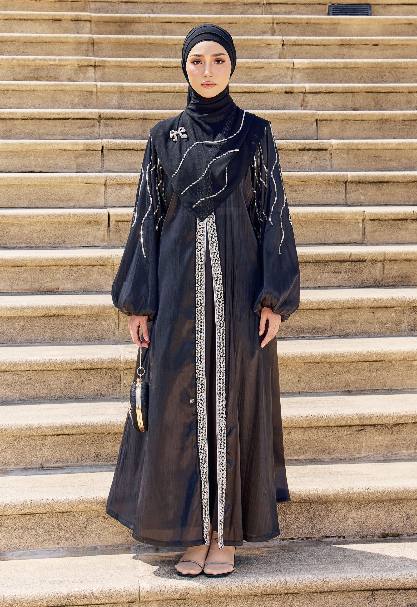 ZAHRAA LUXE ABAYA - BLACK