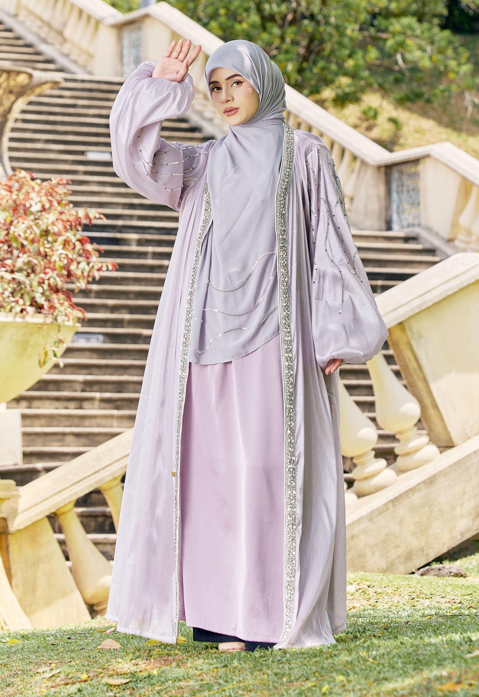 ZAHRAA LUXE ABAYA - LIGHT PURPLE
