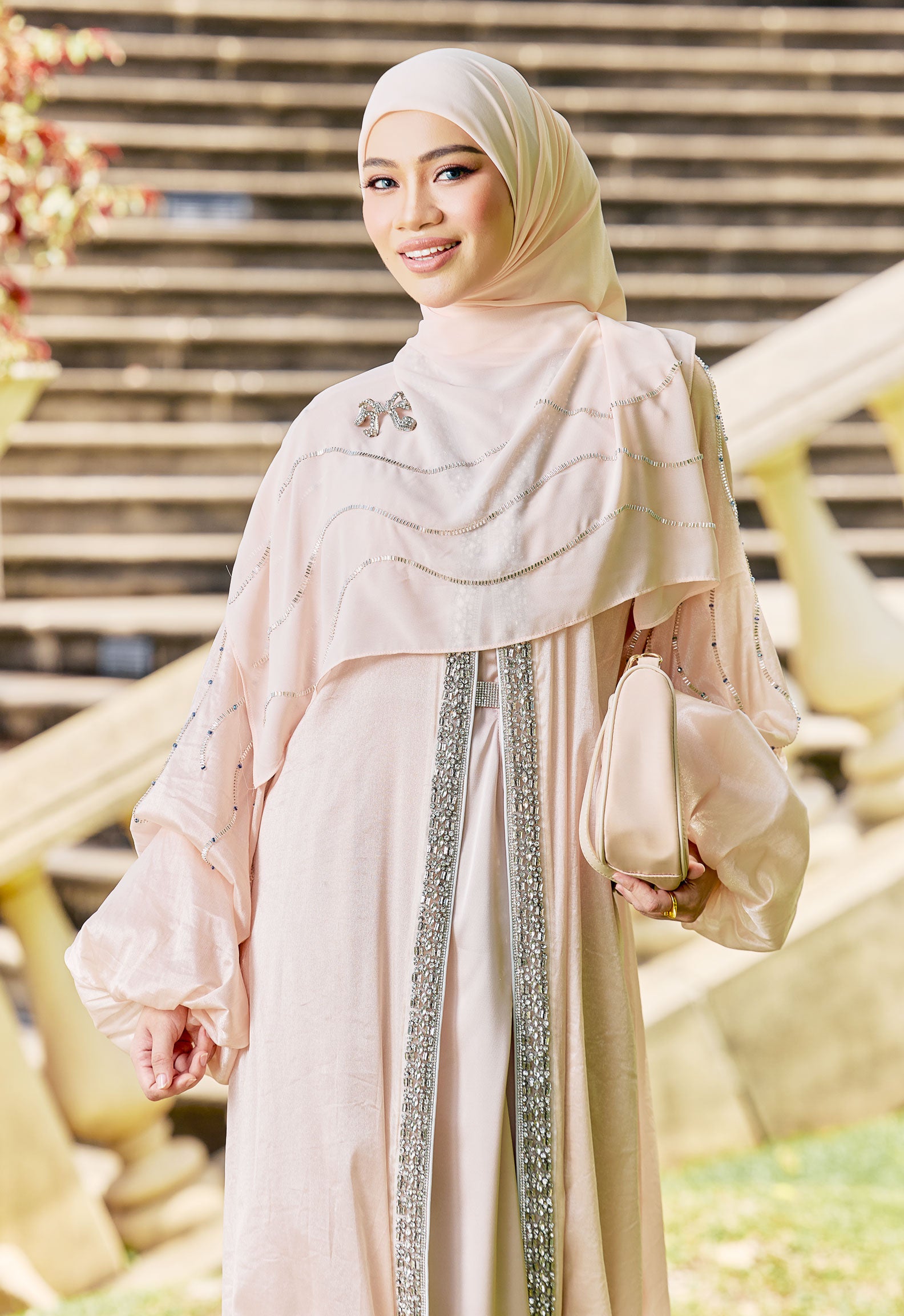 ZAHRAA LUXE ABAYA - PEACH